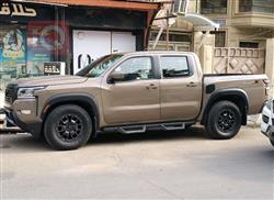 نيسان فرونتر